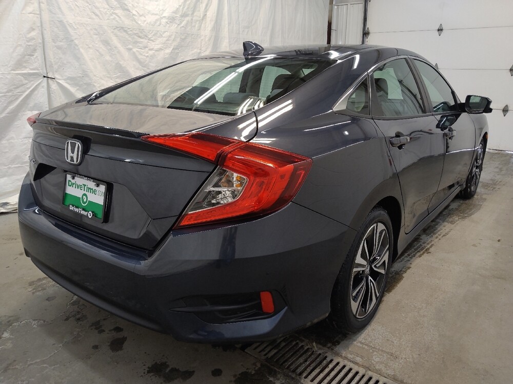 2018 Honda Civic in Fairfield, OH 45014 - 18106250 5