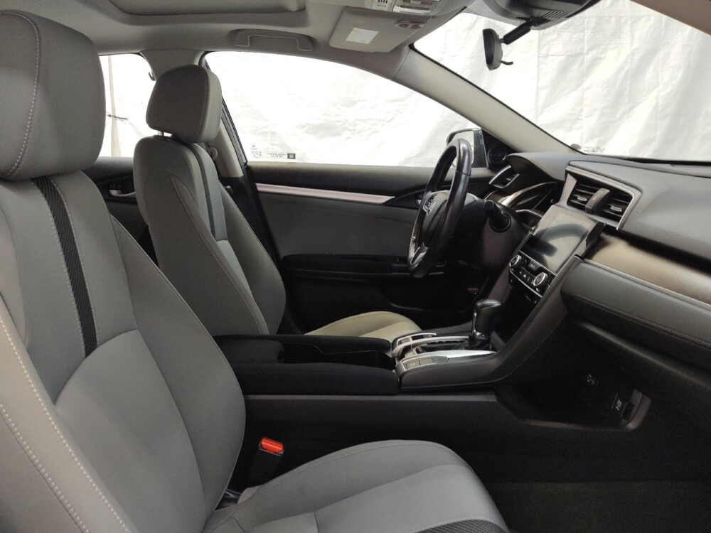2018 Honda Civic in Fairfield, OH 45014 - 18106250 21