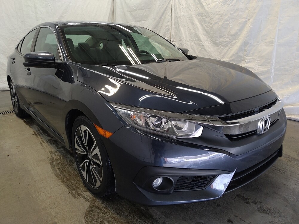 2018 Honda Civic in Fairfield, OH 45014 - 18106250 13