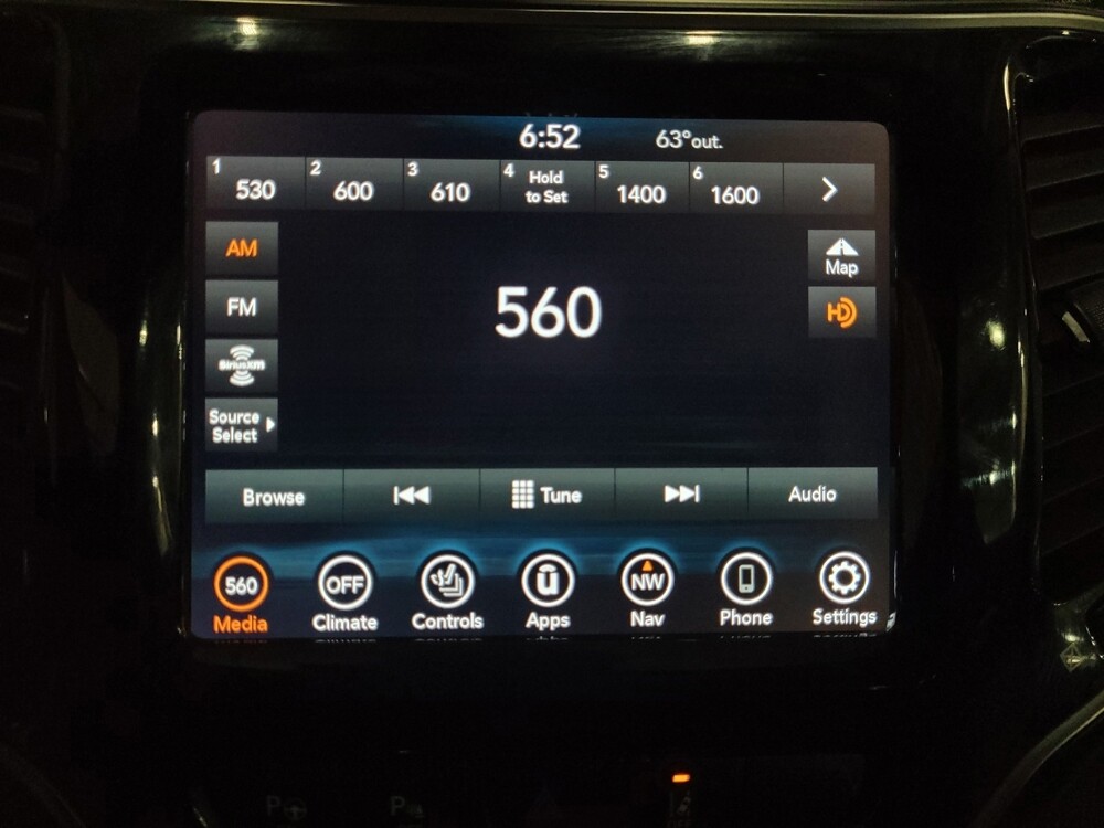 2020 Jeep Cherokee in Williamstown, NJ 8094 - 18106256 25