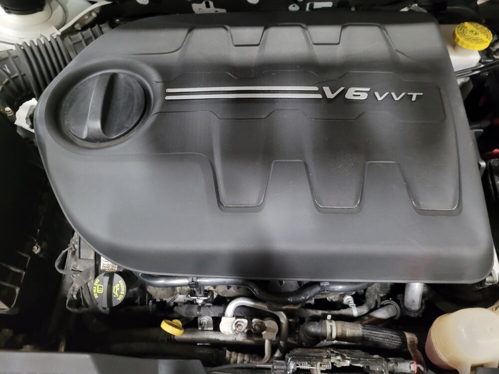 2020 Jeep Cherokee in Williamstown, NJ 8094 - 18106256 30