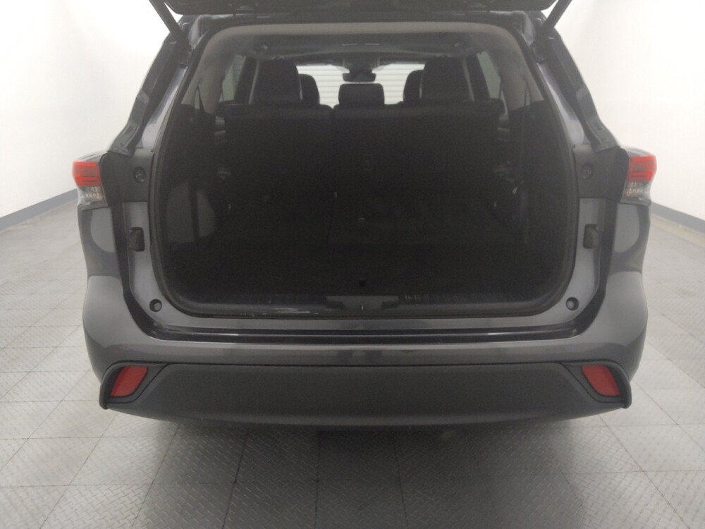 2020 Toyota Highlander in Live Oak, TX 78233 - 18106257 29