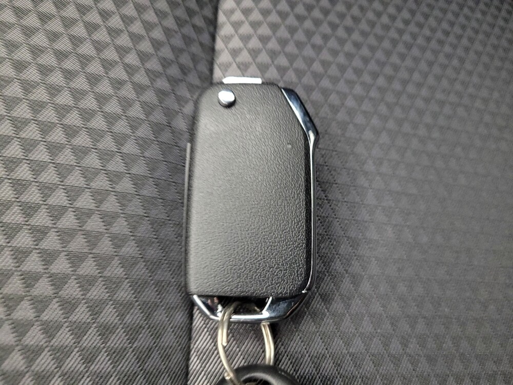 2025 Kia Soul in Fairfield, OH 45014 - 18106267 32