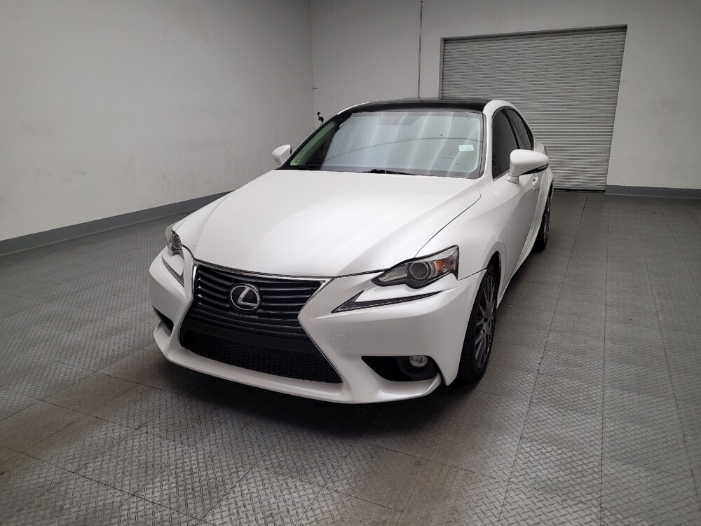 2016 Lexus IS 200t in Torrance, CA 90504 - 18106271 15