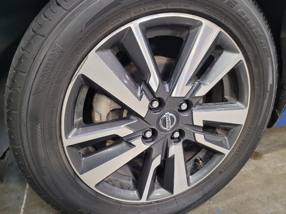 2021 Nissan Versa in Torrance, CA 90504 - 18106279 31