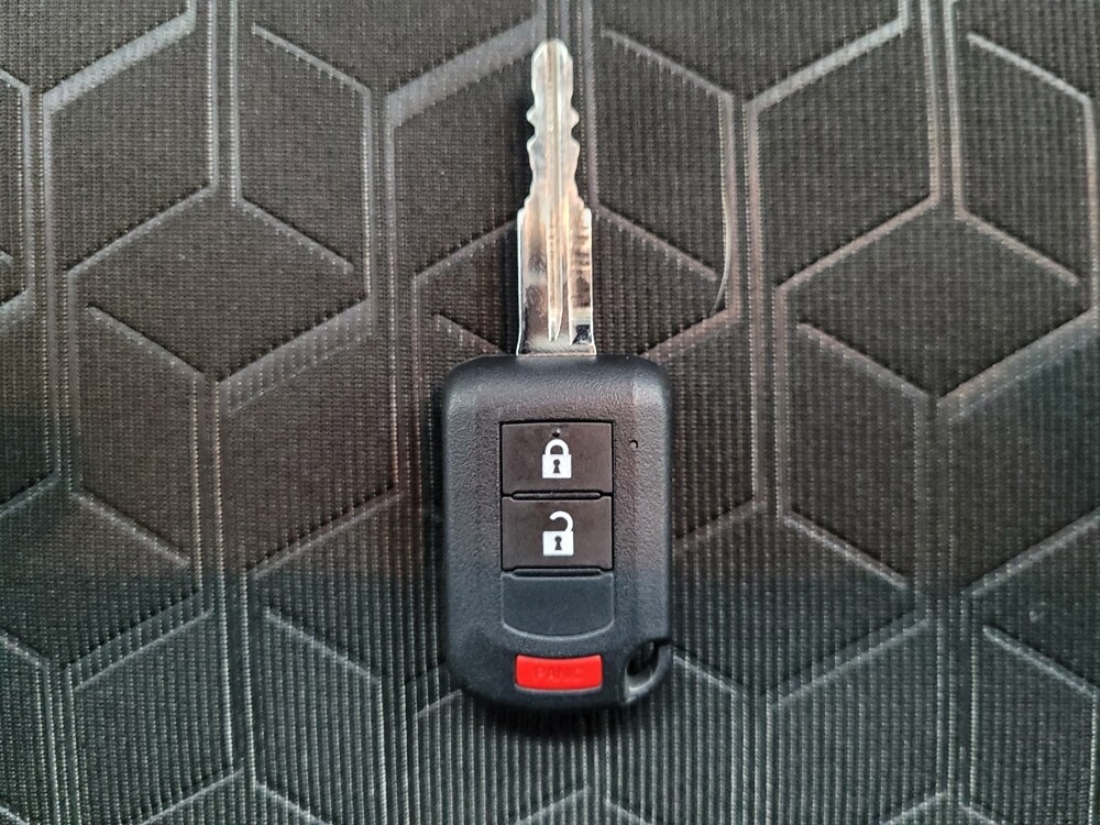 2025 Mitsubishi Outlander Sport in Las Vegas, NV 89104 - 18106291 32