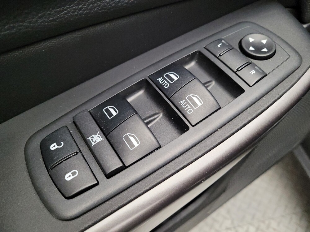 2019 Jeep Cherokee in El Cajon, CA 92020 - 18106298 27