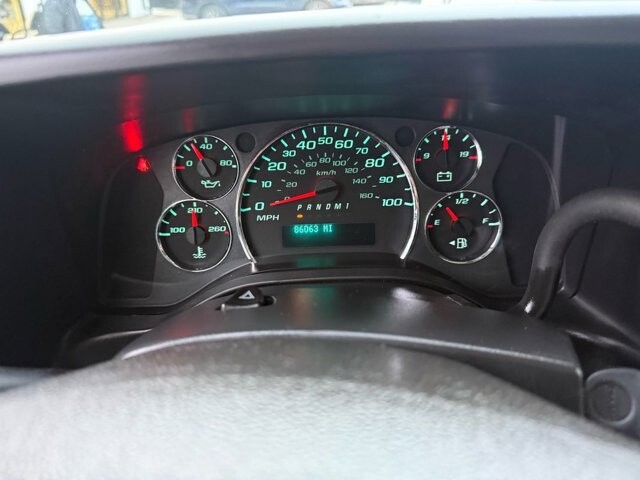 2011 GMC Savana 3500 in Knoxville, TN 37920 - 18106323 8