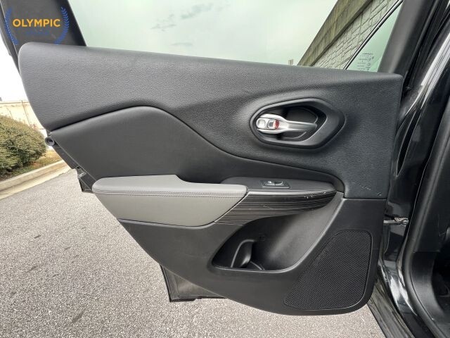 2014 Jeep Cherokee in Decatur, GA 30032 - 18106332 44