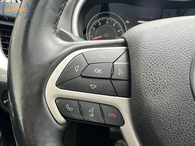 2014 Jeep Cherokee in Decatur, GA 30032 - 18106332 23