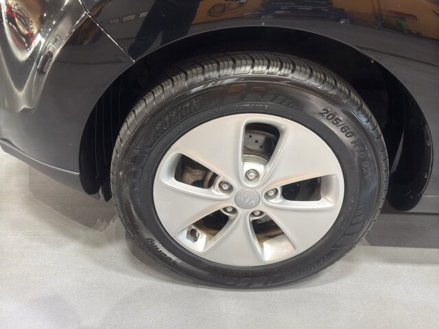 2016 Kia Soul in Burlington, WI 53105 - 18106338 9