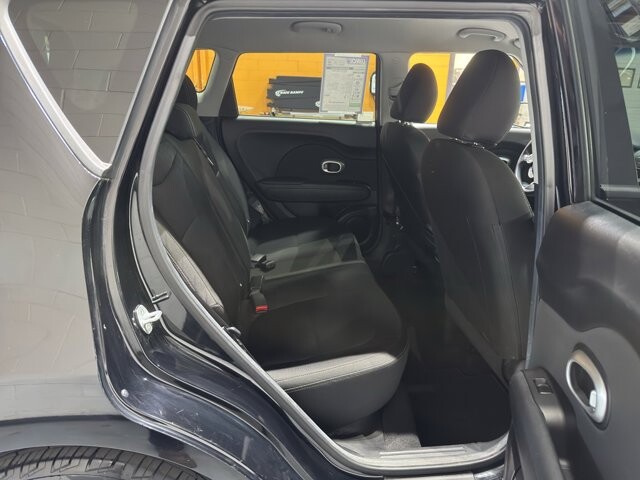 2016 Kia Soul in Burlington, WI 53105 - 18106338 18
