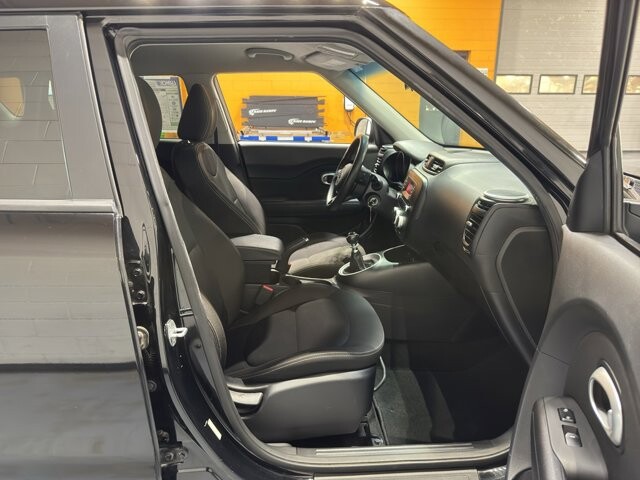 2016 Kia Soul in Burlington, WI 53105 - 18106338 16