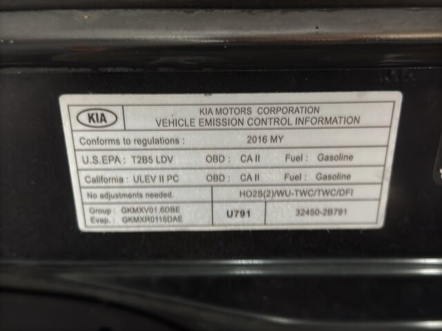 2016 Kia Soul in Burlington, WI 53105 - 18106338 32