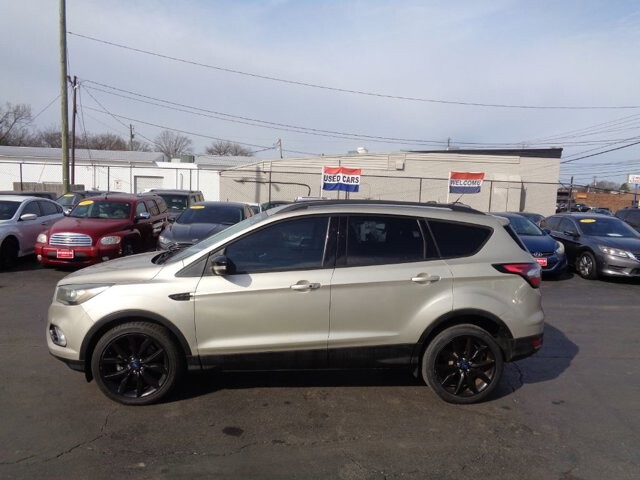 2017 Ford Escape in Lebanon, TN 37087-3302 - 18106346