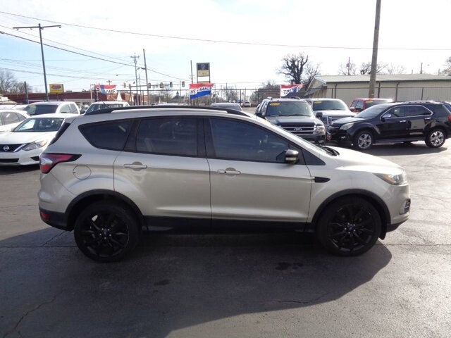 2017 Ford Escape in Lebanon, TN 37087-3302 - 18106346 2