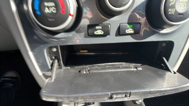 2006 Hyundai Sonata in Greenville, SC 29607 - 18106348 31