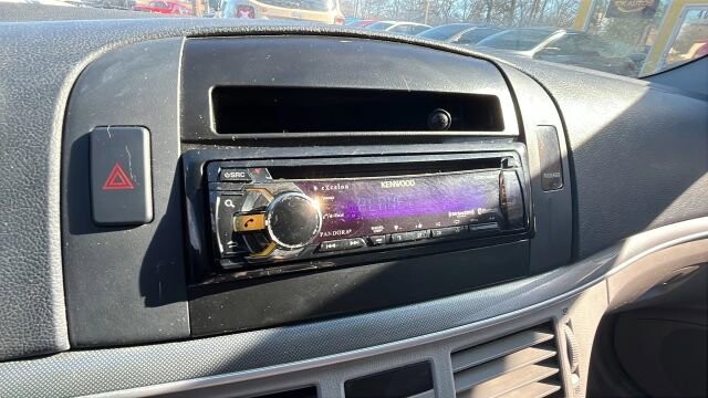 2006 Hyundai Sonata in Greenville, SC 29607 - 18106348 29