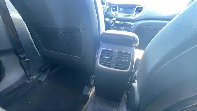 2018 Hyundai Tucson in Greenville, SC 29607 - 18106349 22