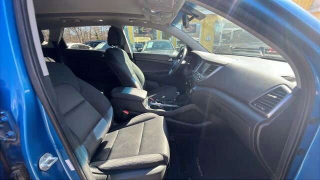 2018 Hyundai Tucson in Greenville, SC 29607 - 18106349 15