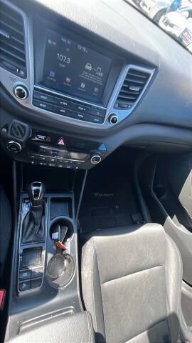 2018 Hyundai Tucson in Greenville, SC 29607 - 18106349 35