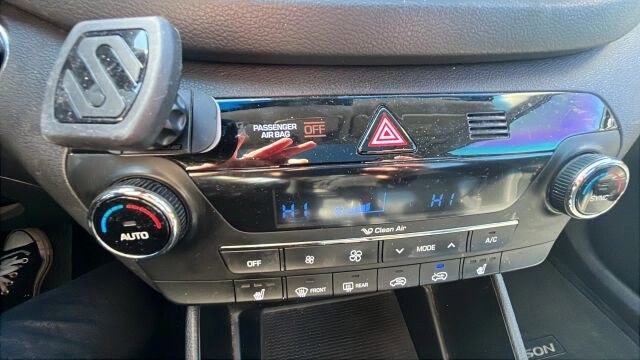 2018 Hyundai Tucson in Greenville, SC 29607 - 18106349 45