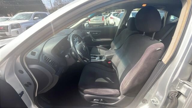 2013 Nissan Altima in Greenville, SC 29607 - 18106350 28