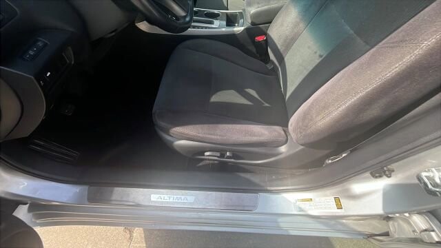 2013 Nissan Altima in Greenville, SC 29607 - 18106350 29