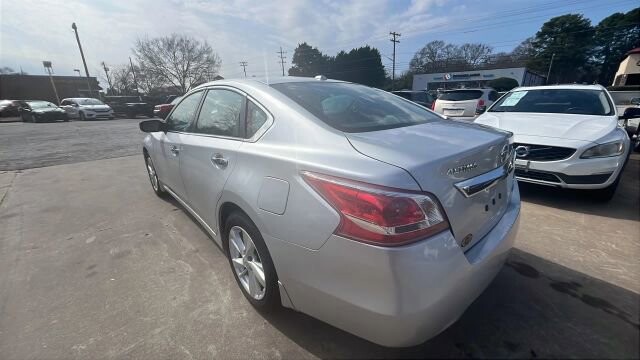 2013 Nissan Altima in Greenville, SC 29607 - 18106350 5
