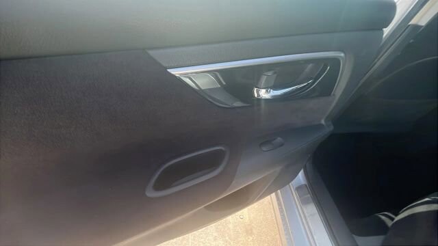 2013 Nissan Altima in Greenville, SC 29607 - 18106350 24