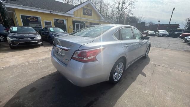 2013 Nissan Altima in Greenville, SC 29607 - 18106350 3