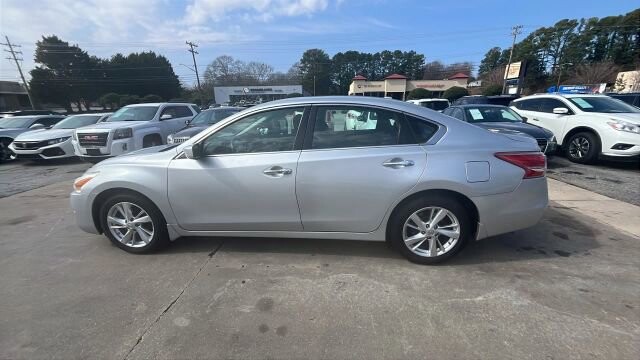 2013 Nissan Altima in Greenville, SC 29607 - 18106350 6