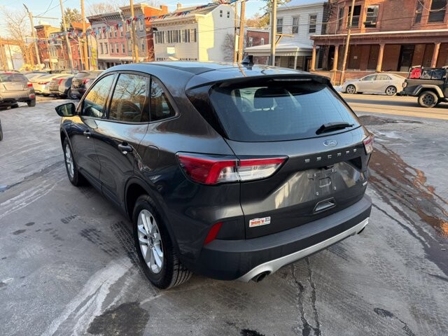 2020 Ford Escape in Pottsville, PA 17901 - 18106351 3