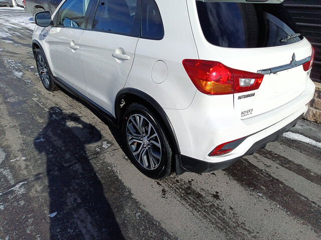 2019 Mitsubishi Outlander Sport in DuBois, PA 15801 - 18106355 8