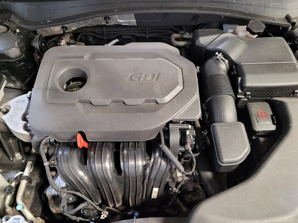 2016 Kia Optima in Downey, CA 90241 - 18106357 30