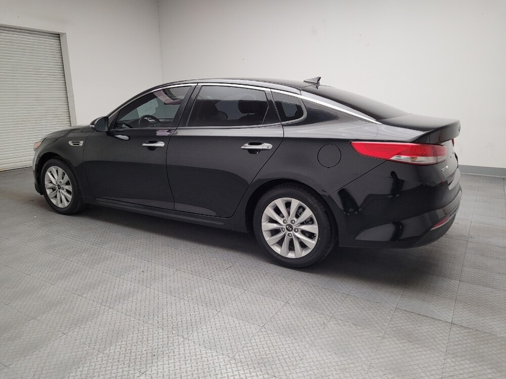 2016 Kia Optima in Downey, CA 90241 - 18106357 3