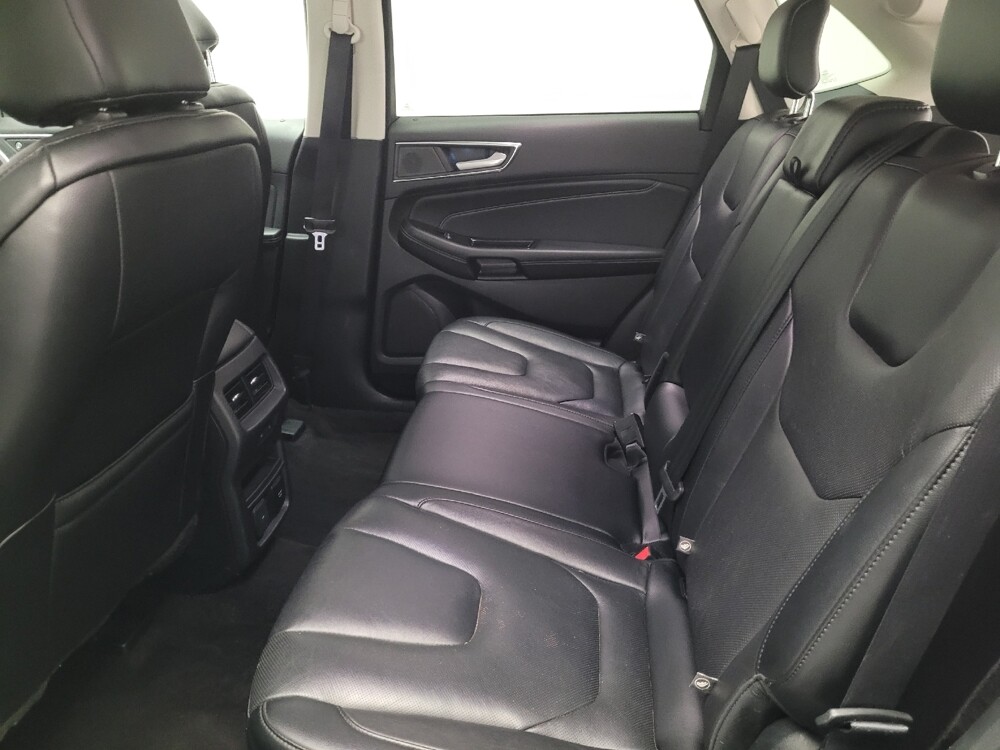 2020 Ford Edge in Downey, CA 90241 - 18106361 18