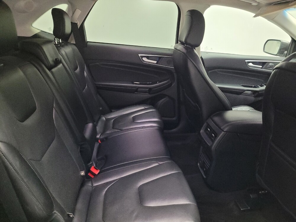 2020 Ford Edge in Downey, CA 90241 - 18106361 19