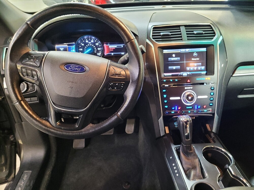 2016 Ford Explorer in Downey, CA 90241 - 18106362 22