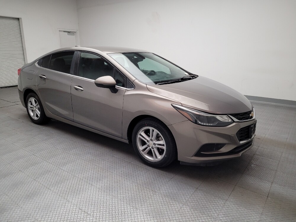 2017 Chevrolet Cruze in Downey, CA 90241 - 18106366 11