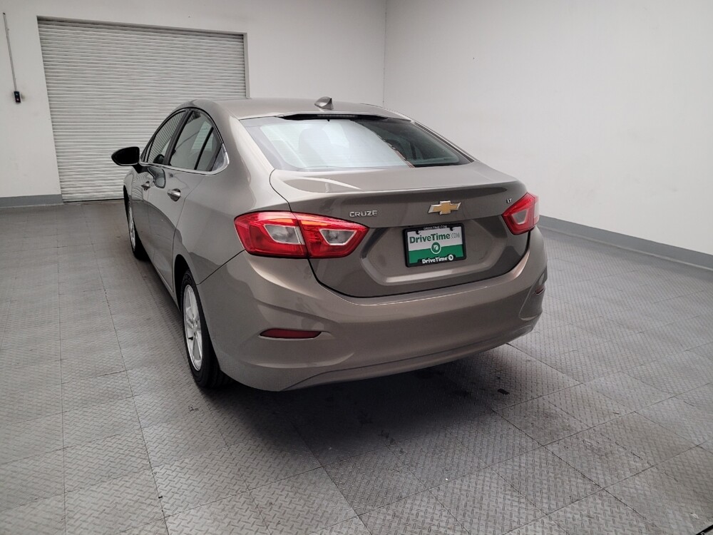 2017 Chevrolet Cruze in Downey, CA 90241 - 18106366 6