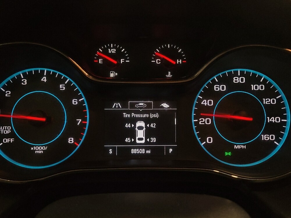 2017 Chevrolet Cruze in Downey, CA 90241 - 18106366 23