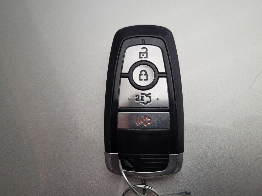 2017 Ford Fusion in Riverside, CA 92504 - 18106369 32