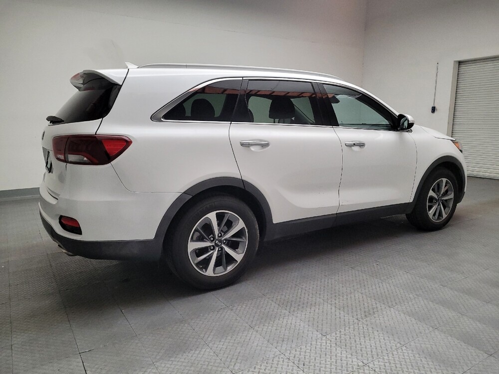 2019 Kia Sorento in Downey, CA 90241 - 18106370 10