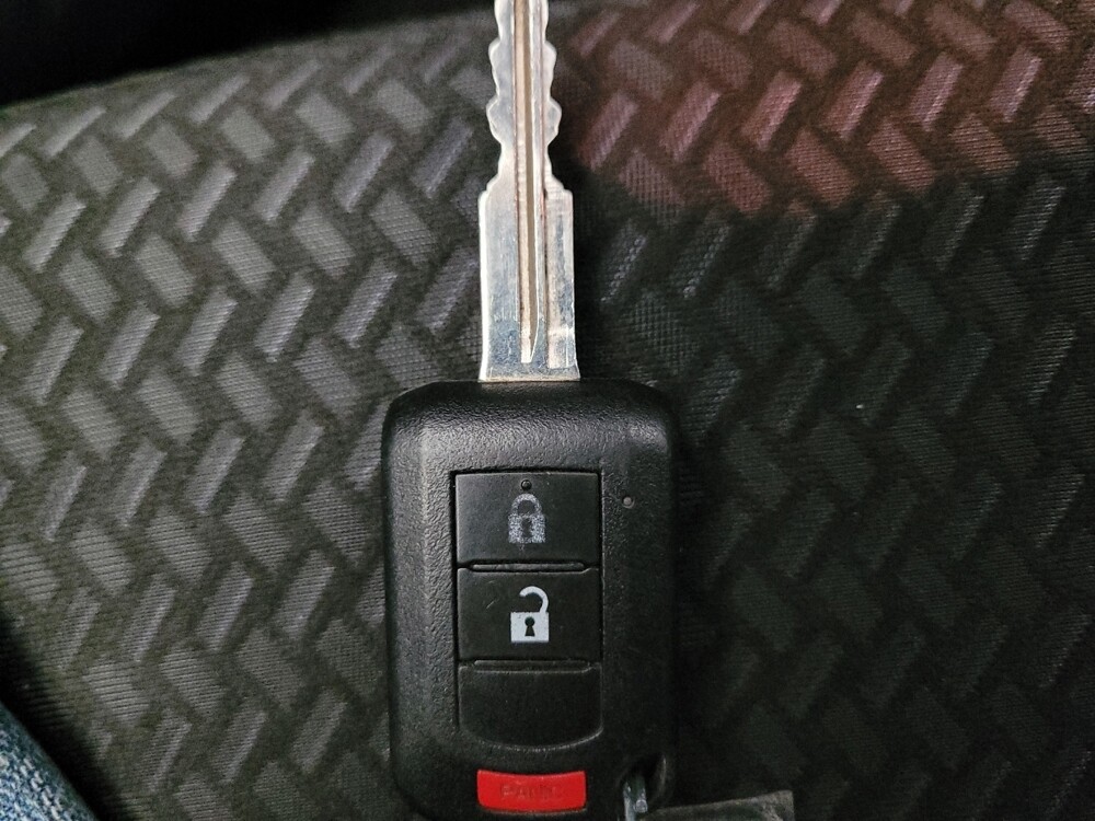 2019 Mitsubishi Eclipse Cross in Downey, CA 90241 - 18106373 32