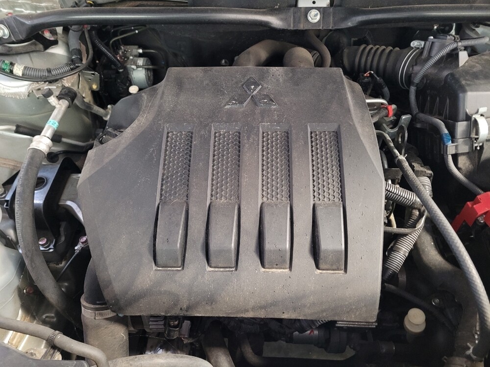 2019 Mitsubishi Eclipse Cross in Downey, CA 90241 - 18106373 30