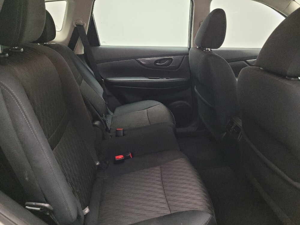 2019 Nissan Rogue in Fresno, CA 93726 - 18106379 19