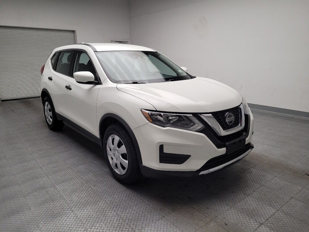 2019 Nissan Rogue in Fresno, CA 93726 - 18106379 13