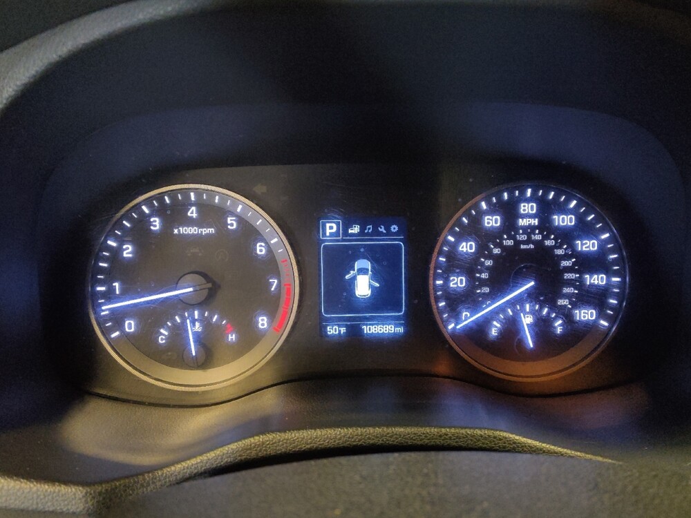 2017 Hyundai Tucson in Phoenix, AZ 85015 - 18106398 23