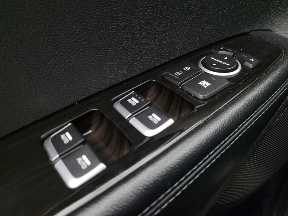 2019 Kia Sorento in Phoenix, AZ 85022 - 18106400 27